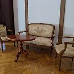 Ultra-central In The Loffler Palace * Temeşvar