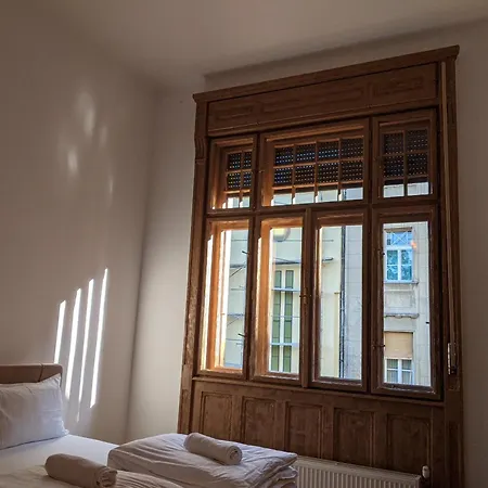 Ultra-central In The Loffler Palace