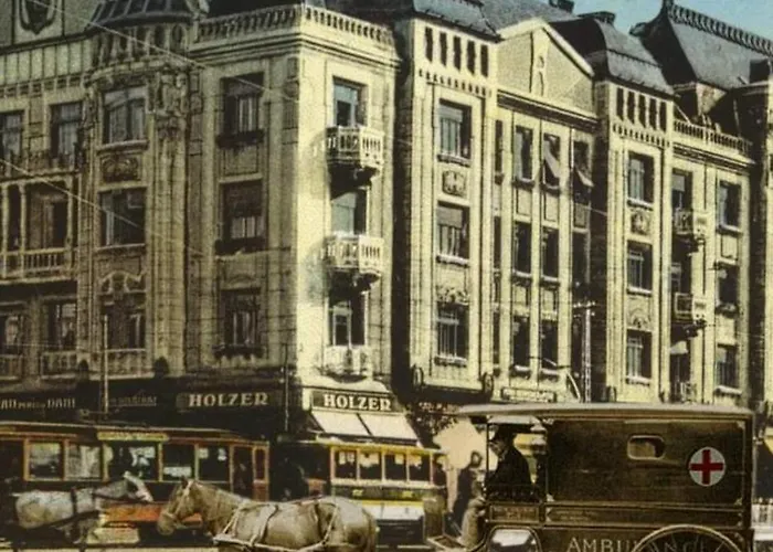 Ultra-central In The Loffler Palace Lejlighed *