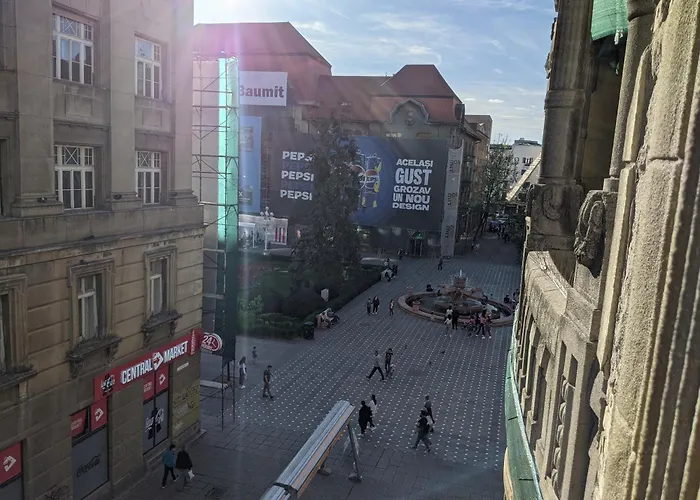 Ultra-central In The Loffler Palace